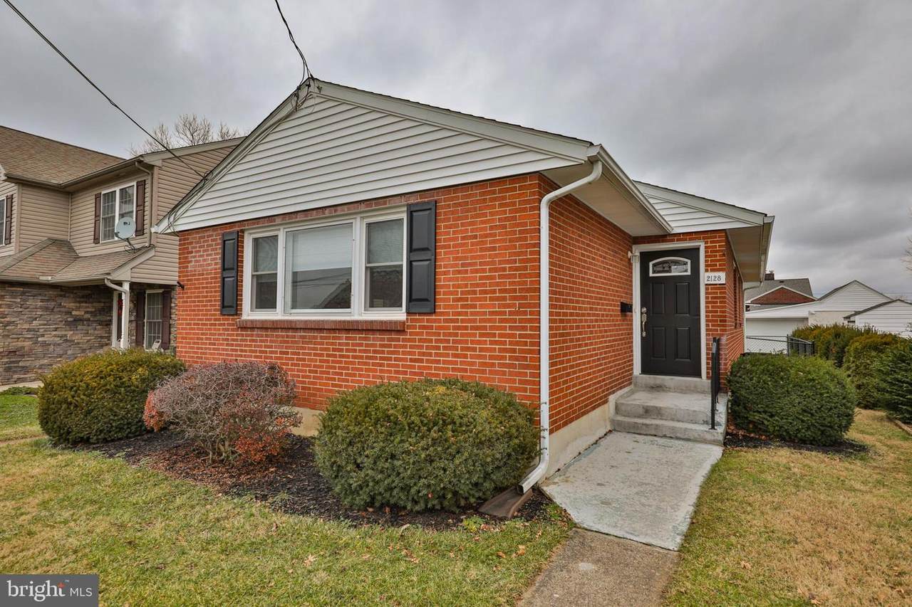 2128 Lexington Avenue - Photo 1