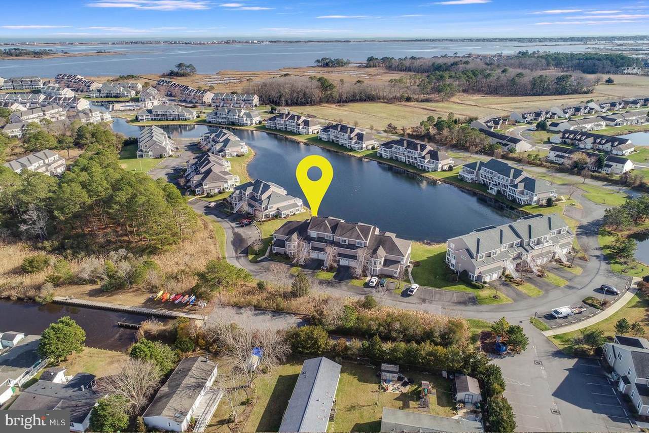 38010 Creek Drive - Photo 1