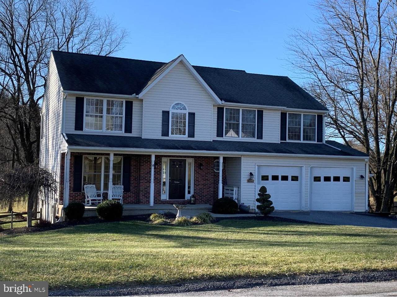 1409 Woodbine Way - Photo 1
