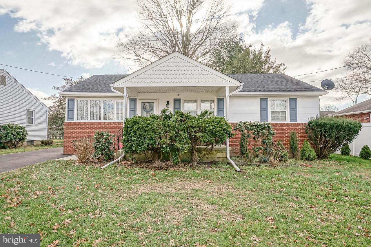 618 Harrison Avenue - Photo 1