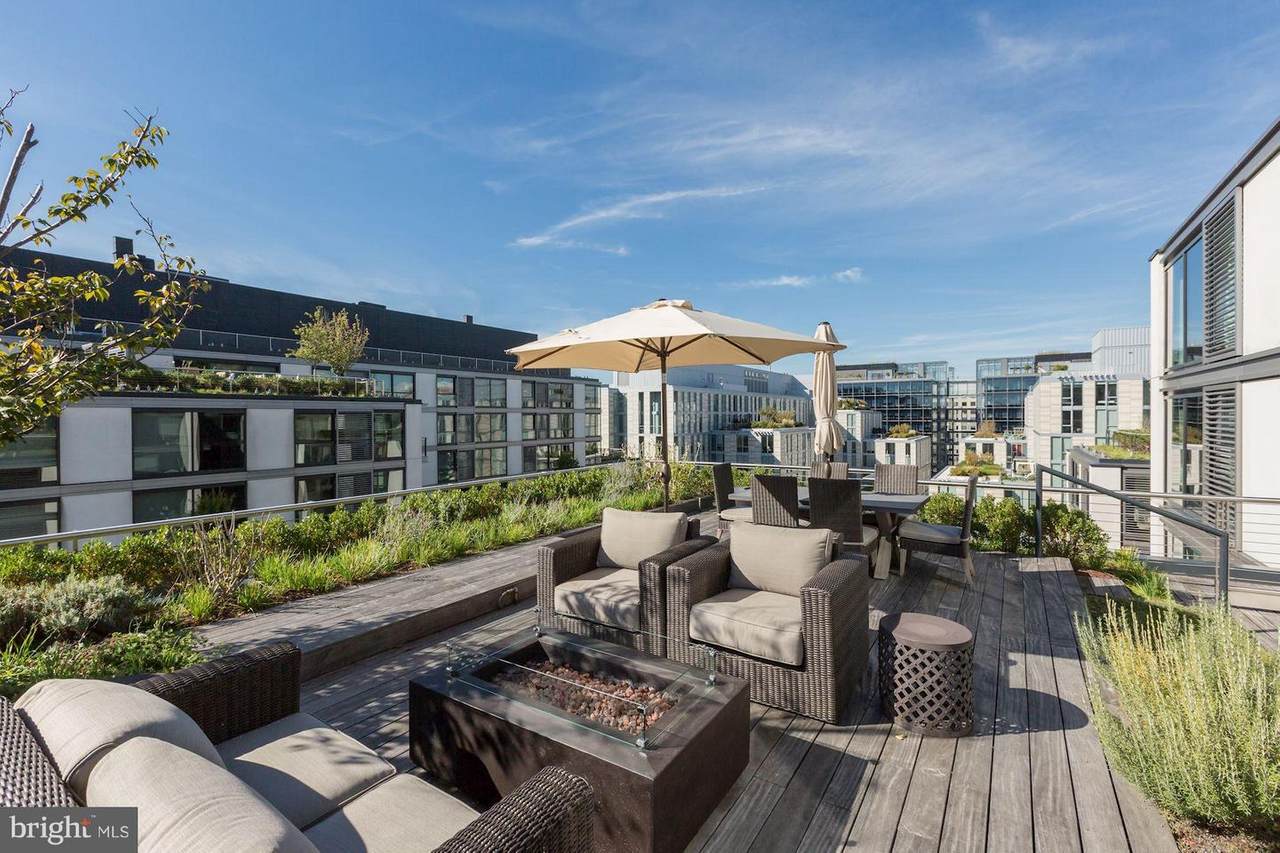 920 I Street - Photo 1