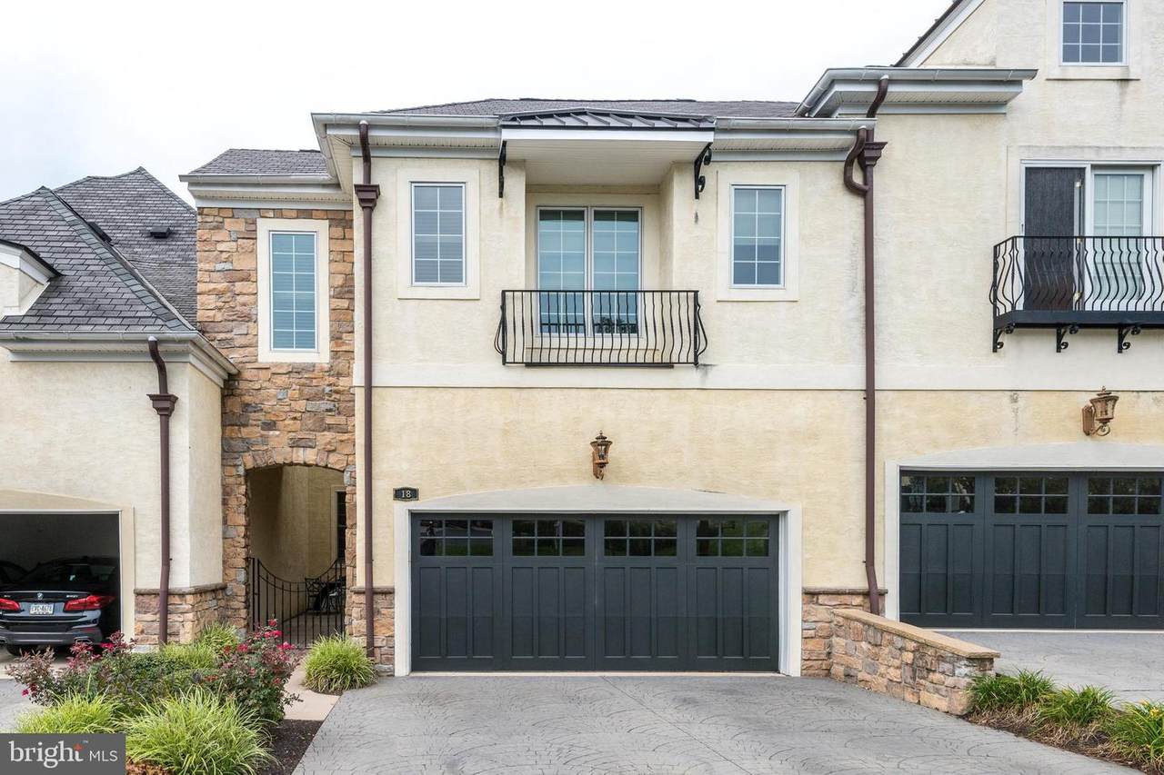 18 Breyer Court - Photo 1