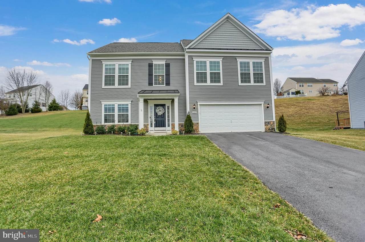 1229 Thistledown Drive - Photo 1