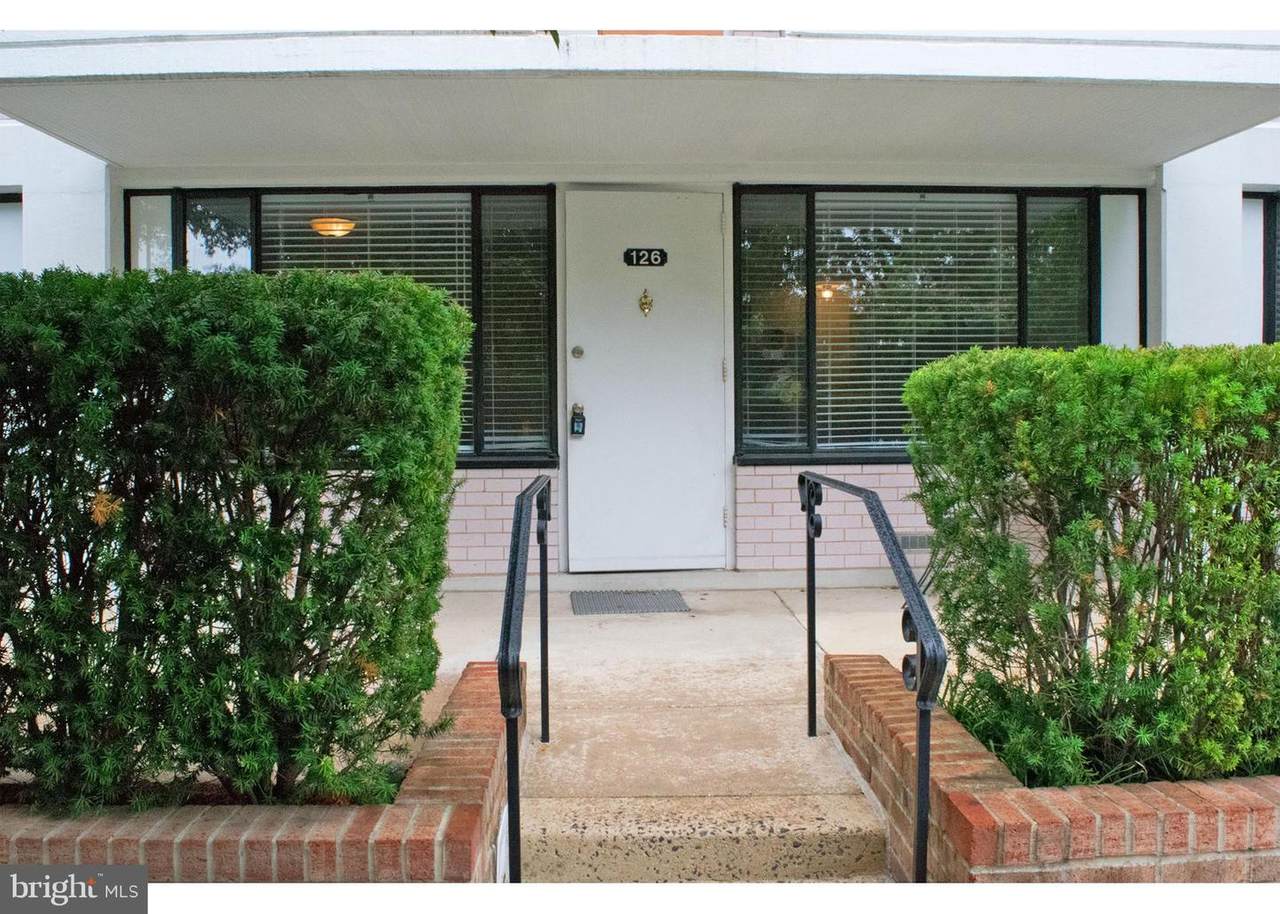 4501 Arlington Boulevard - Photo 1