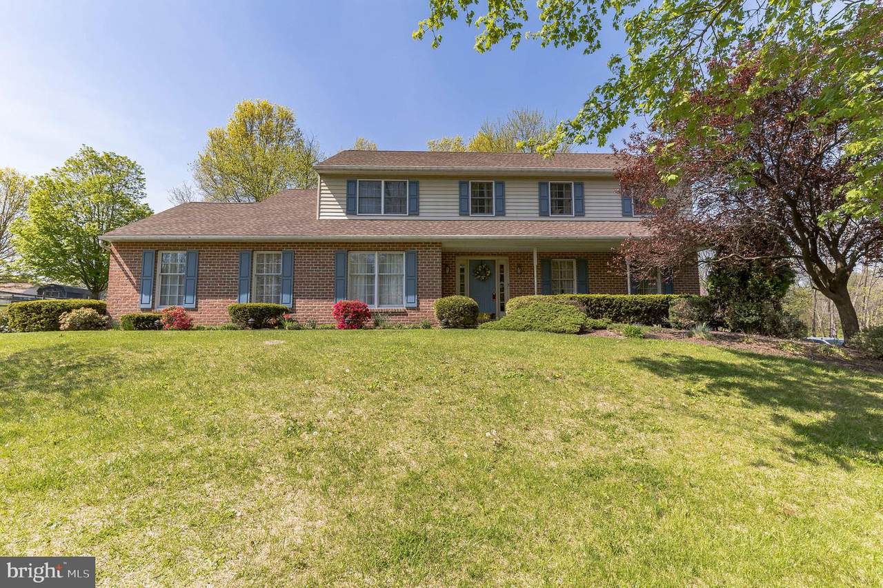 20 Pine Lane - Photo 1