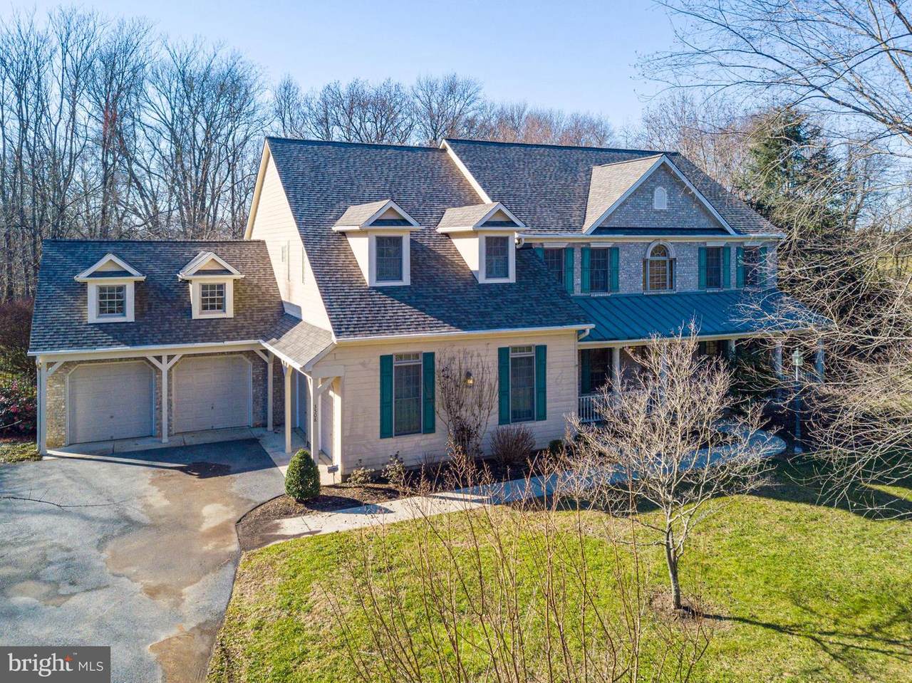 3508 Victoria Lane - Photo 1