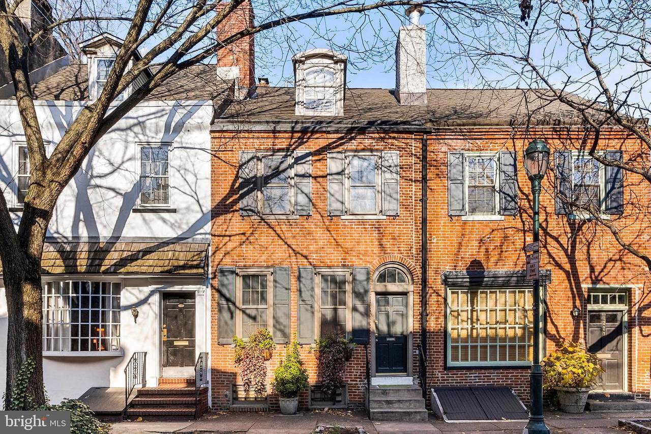 1225 Pine Street - Photo 1