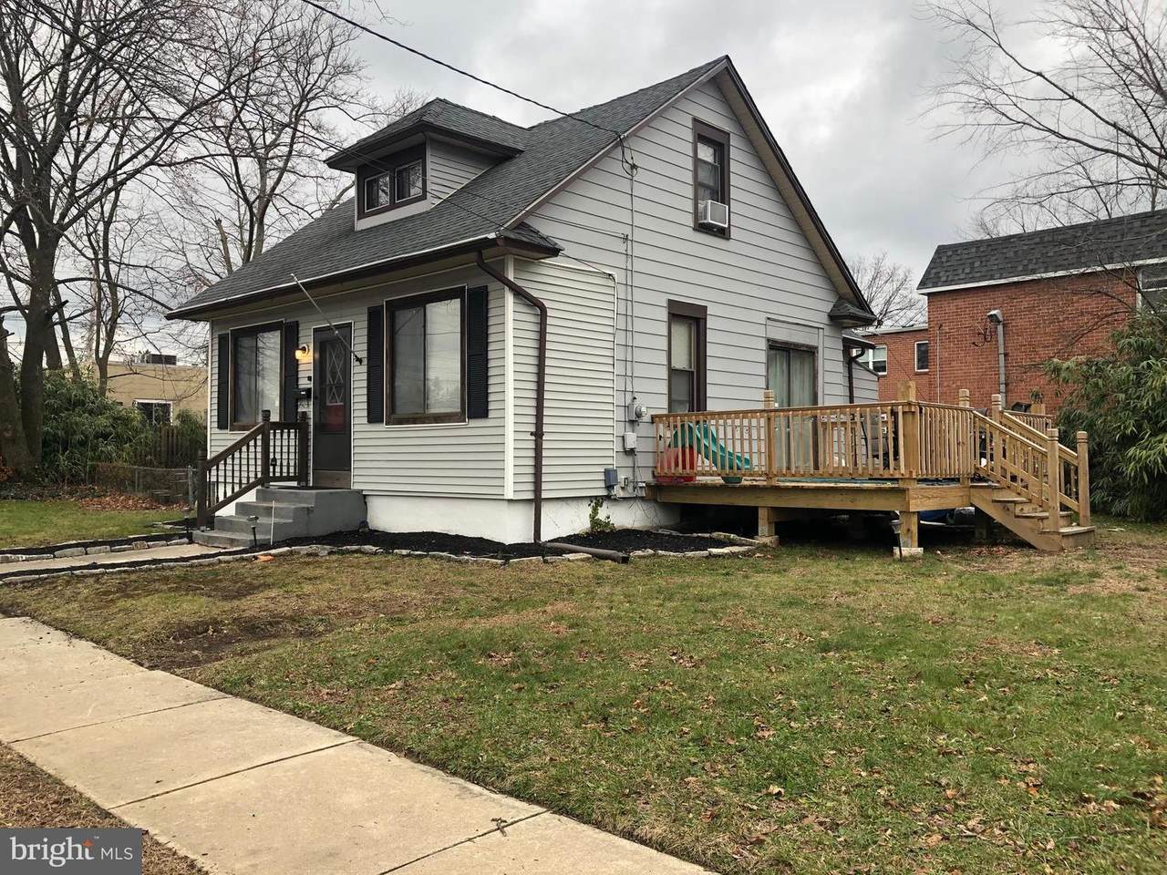 1316 Glendora Avenue - Photo 1