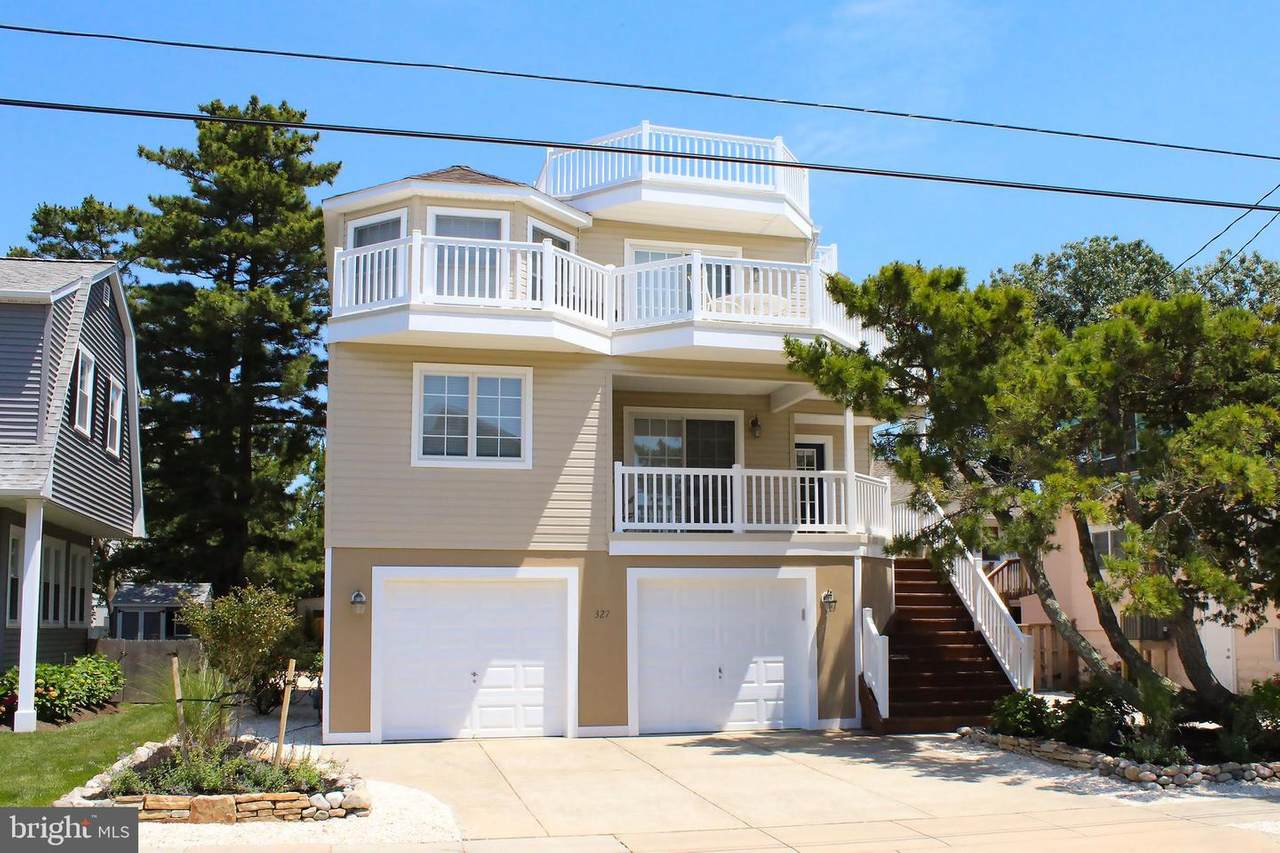 327 Norwood Avenue - Photo 1