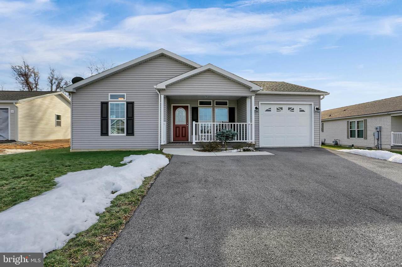 5 Laurie Drive - Photo 1