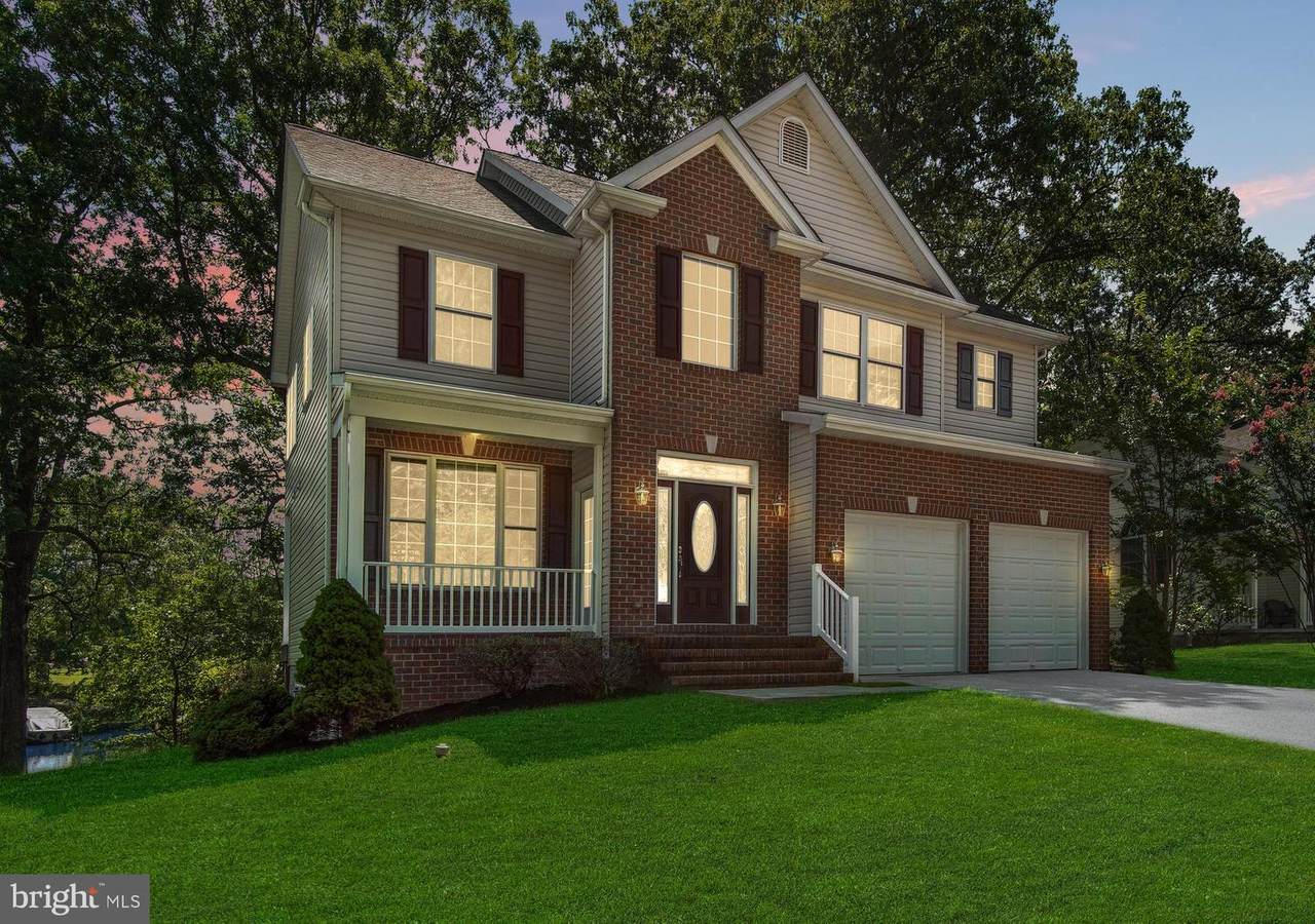 7205 Larrimore Drive - Photo 1