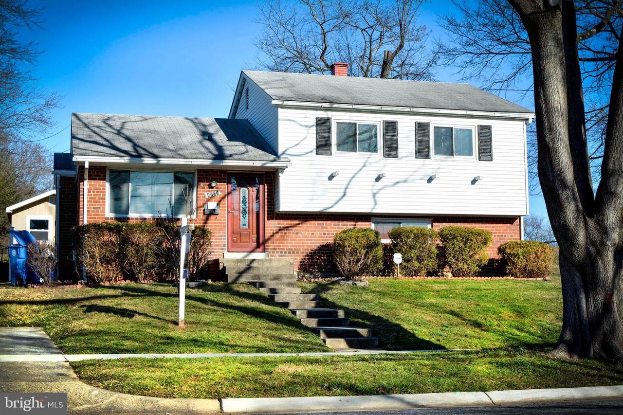 4705 Falcon Street - Photo 1