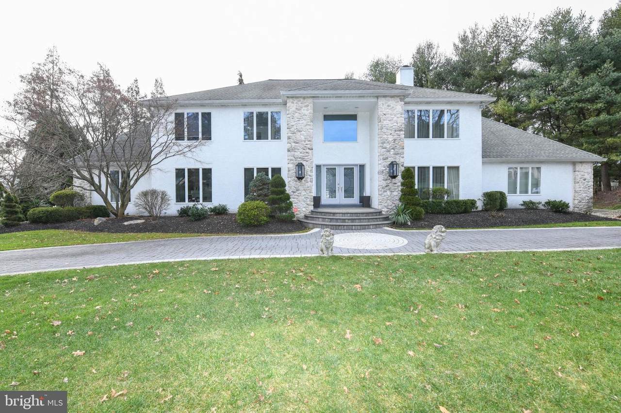600 Longview Drive - Photo 1