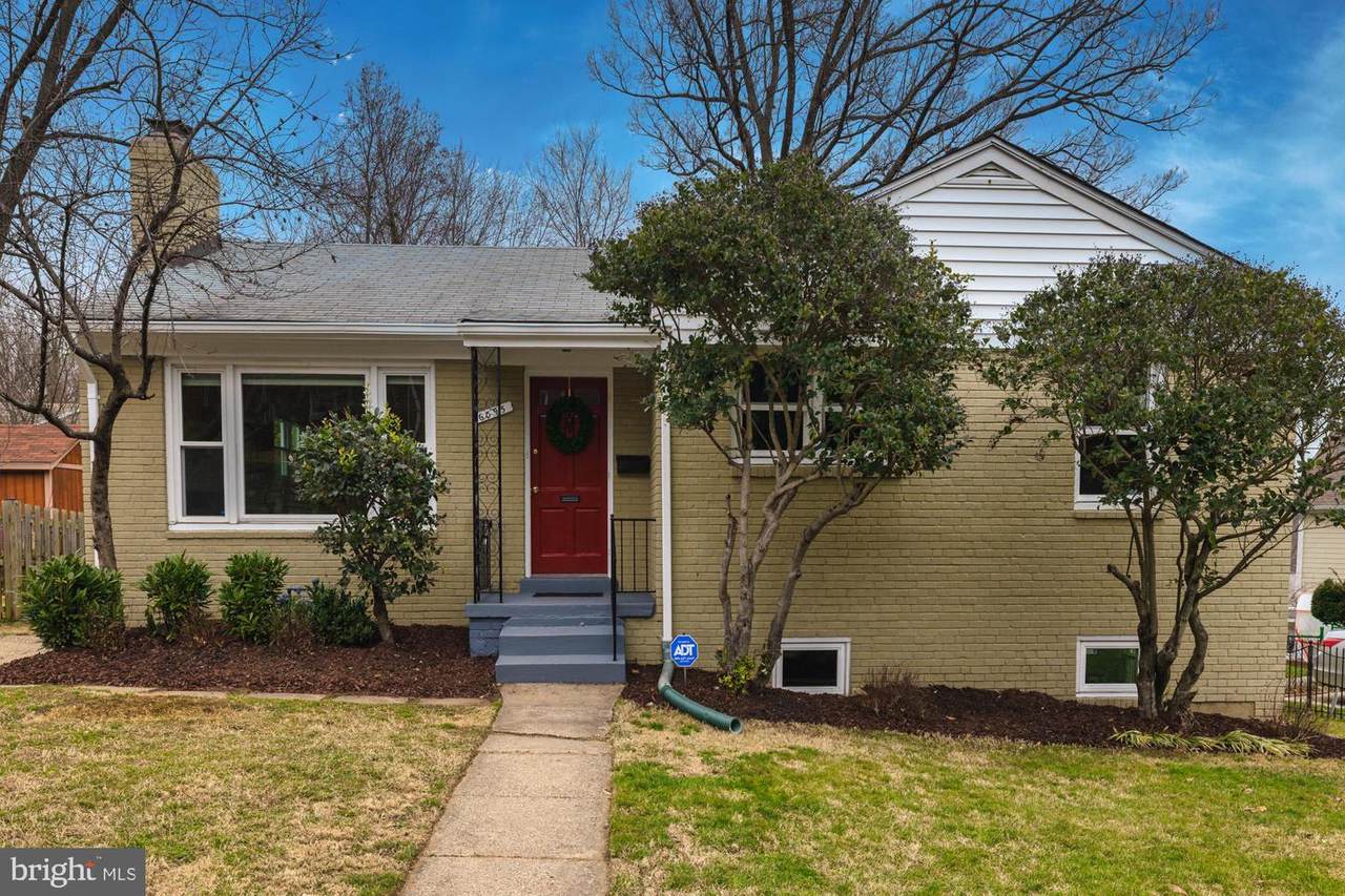 6095 Wilson Boulevard - Photo 1