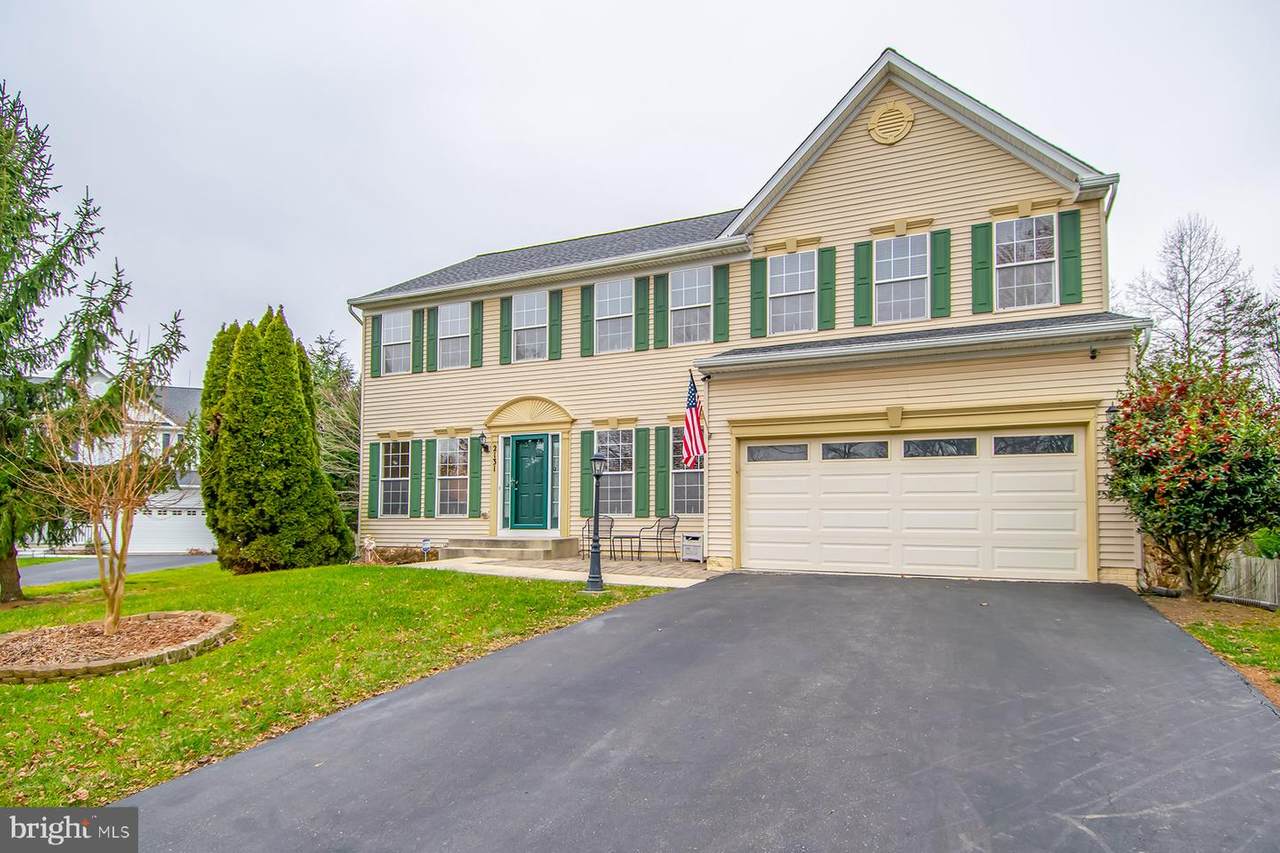 2131 Red Leaf Court - Photo 1