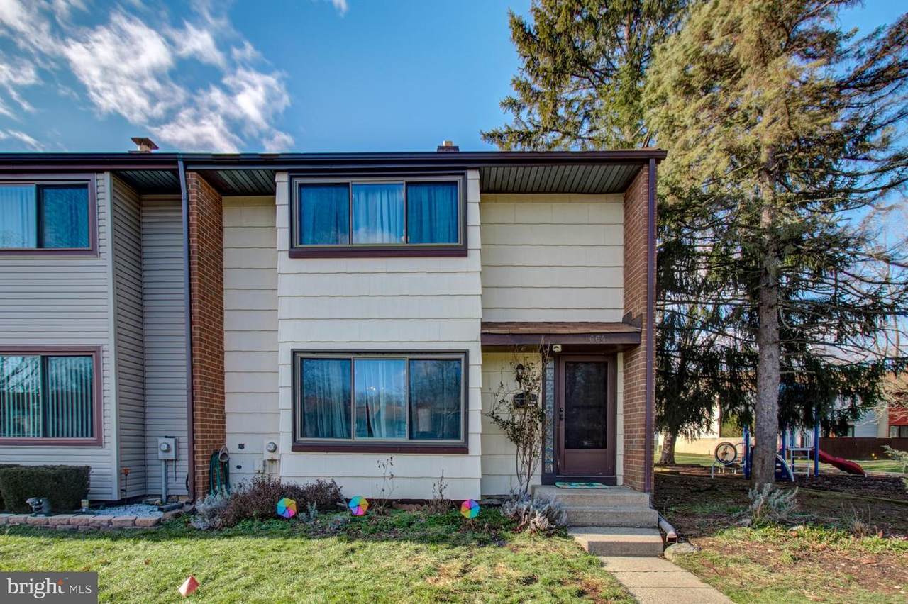 664 Ithaca Place - Photo 1