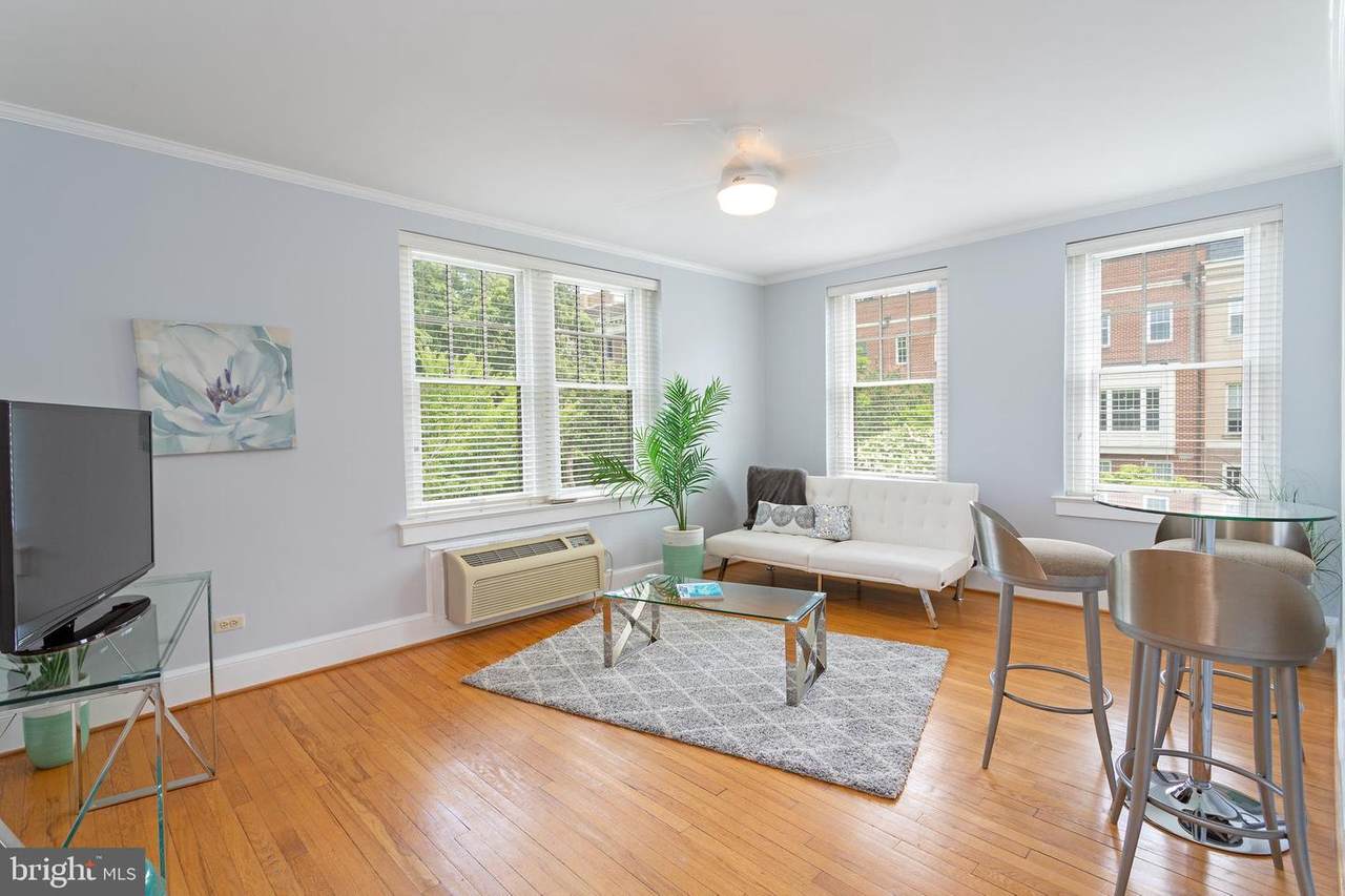 2410 20TH Street - Photo 1