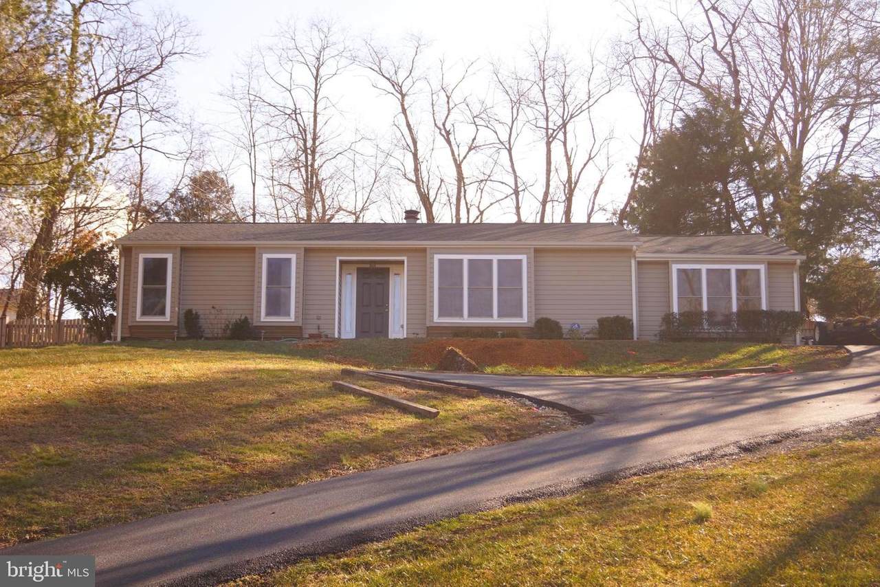 8905 Locust Street - Photo 1