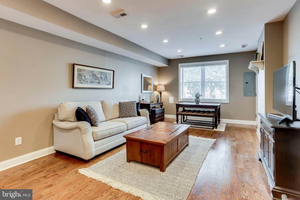 1613 Isherwood Street - Photo 1