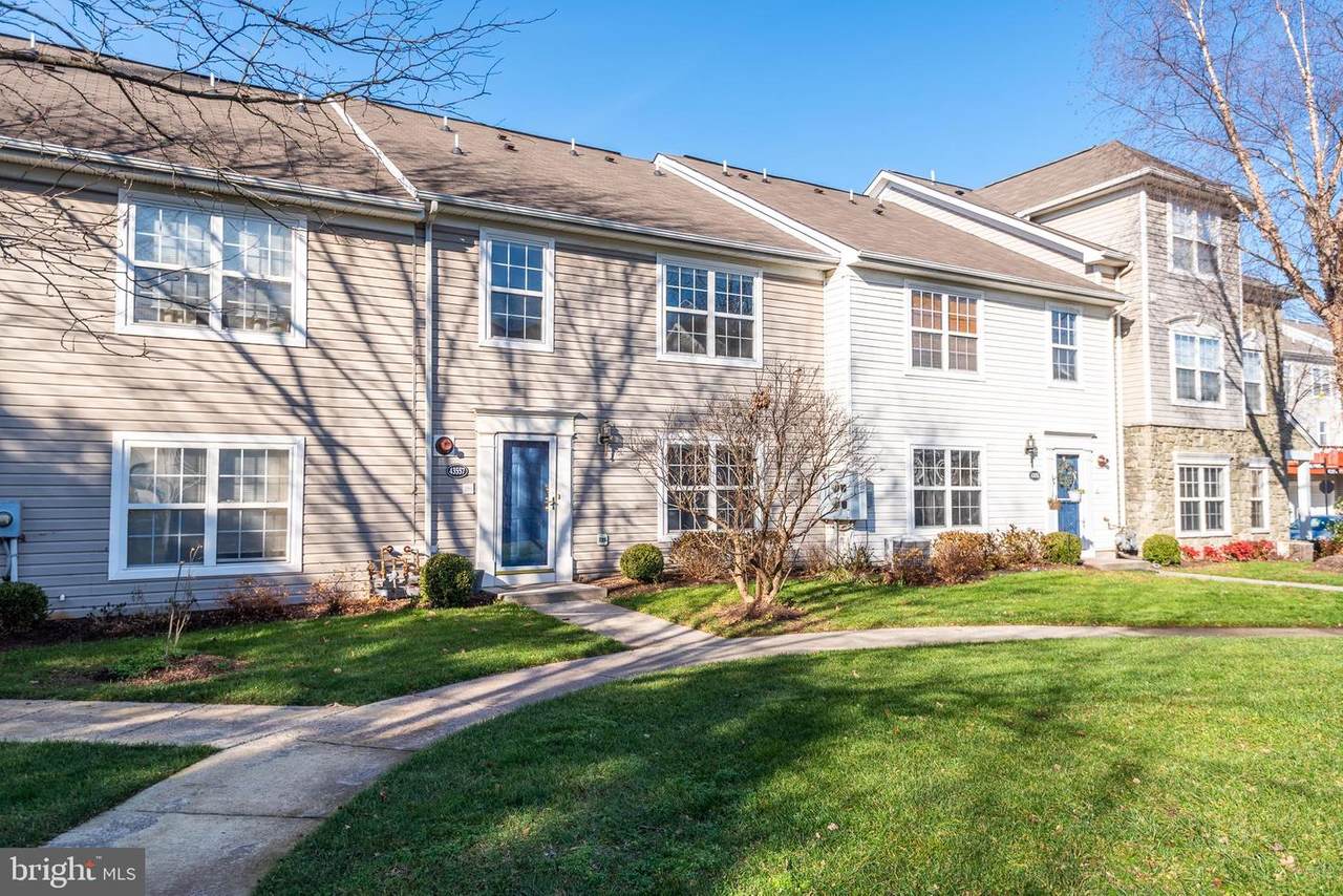 43557 Patching Pond Square - Photo 1