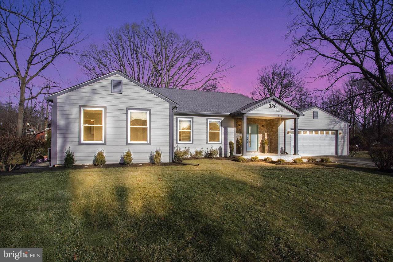 326 Ridge - Photo 1