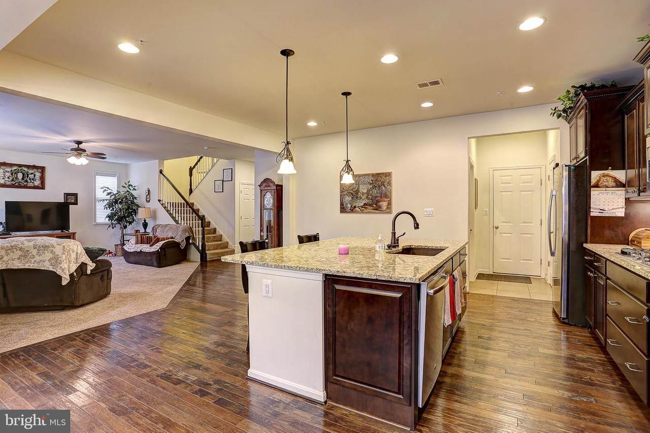 315 Daleview Drive - Photo 1