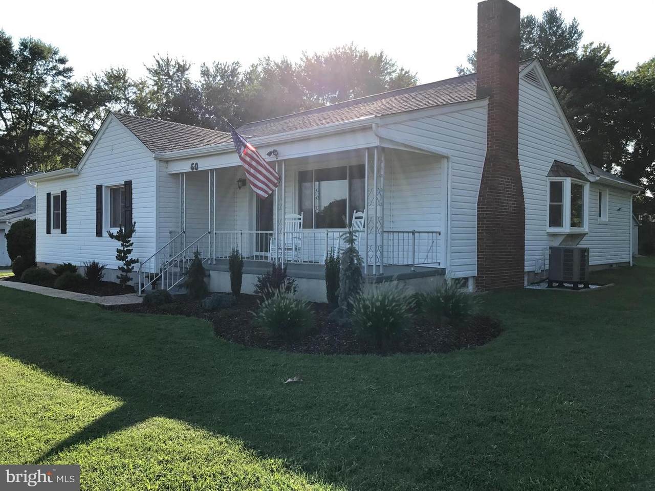 60 Creston Lane - Photo 1