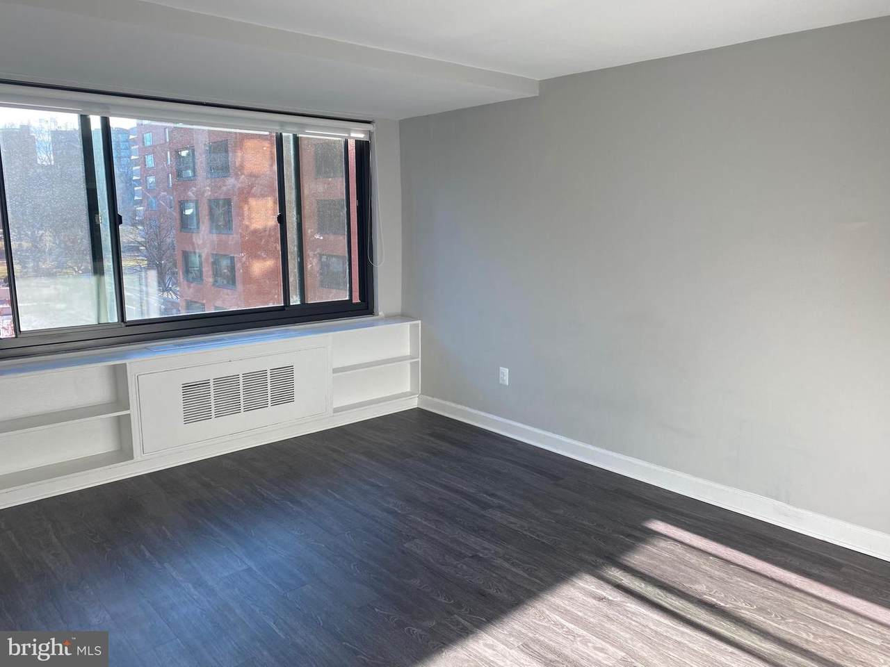 1021 Arlington Boulevard - Photo 1