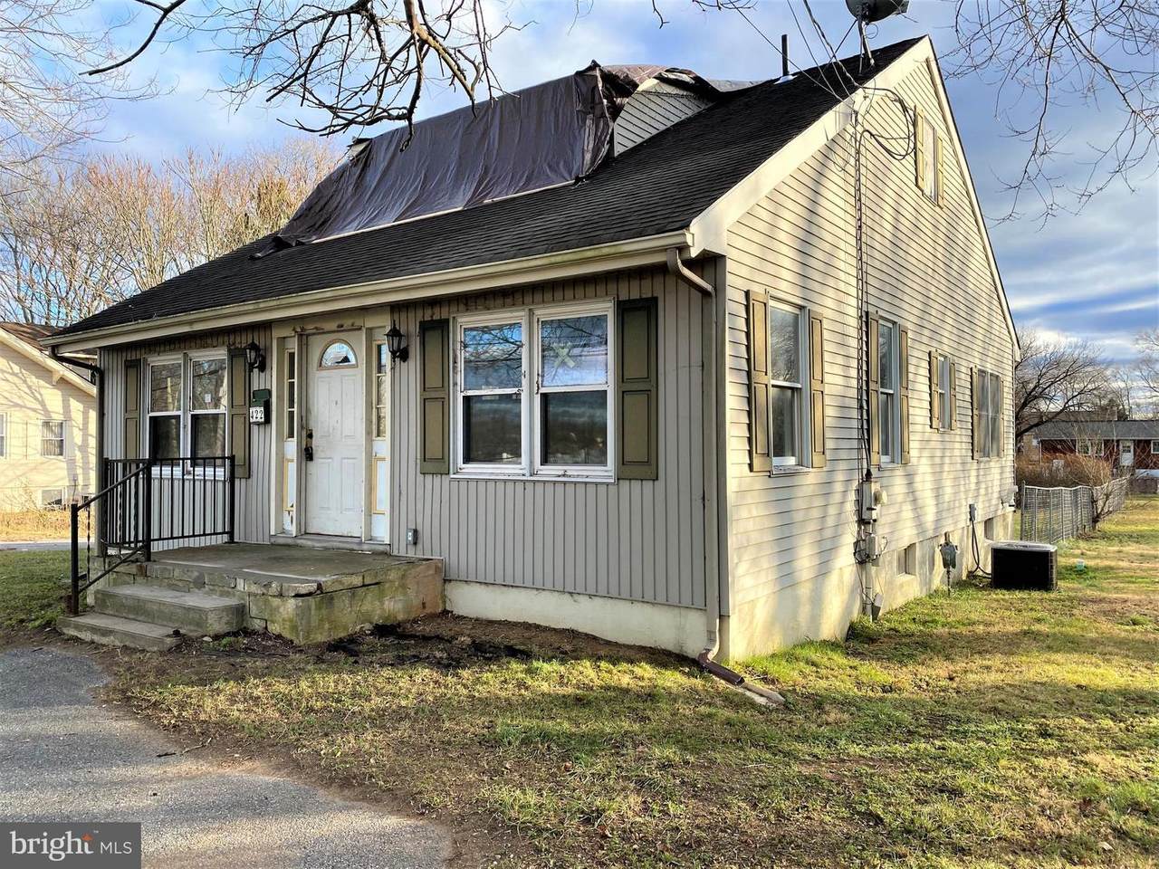 422 Academy Street - Photo 1