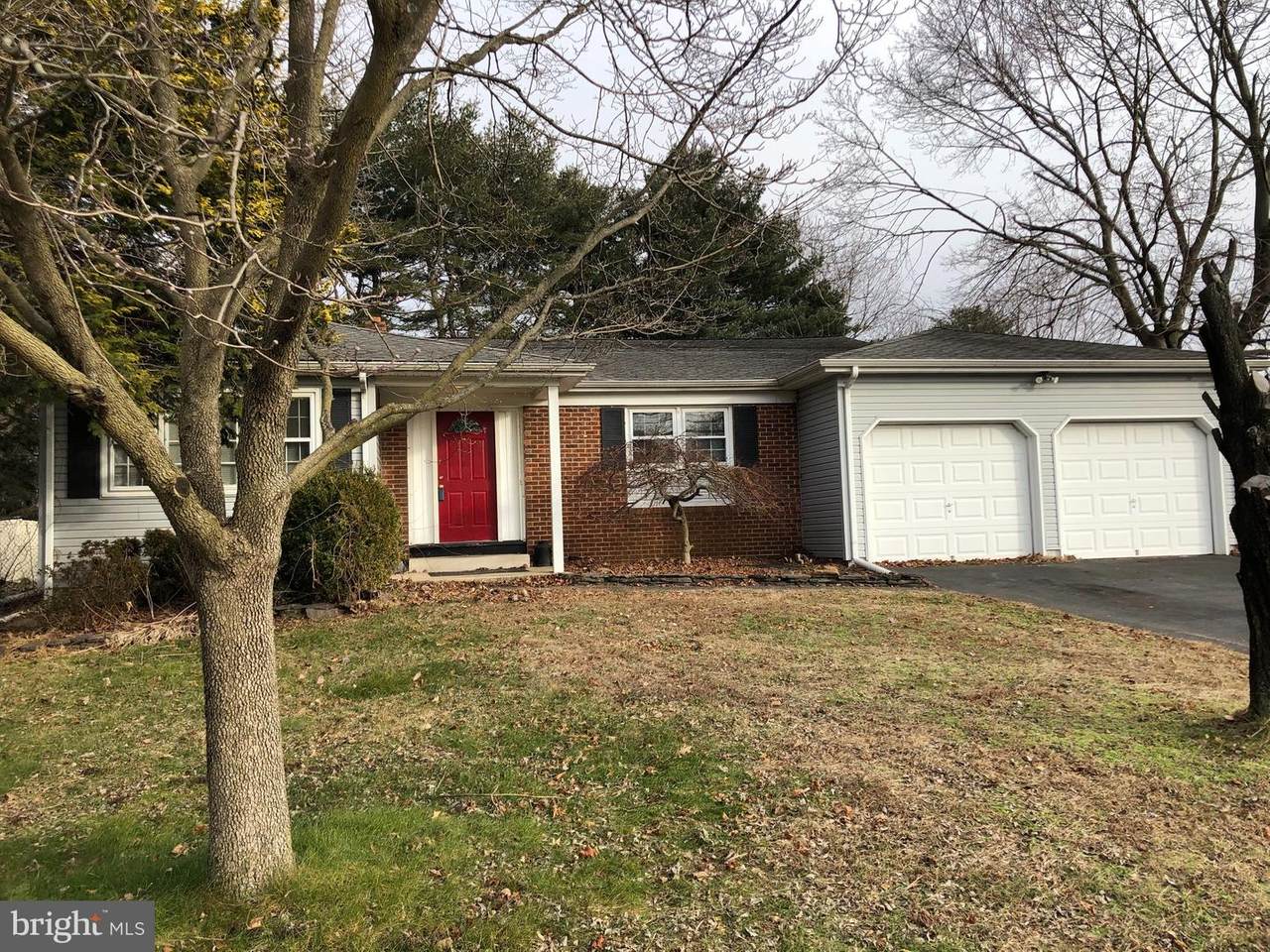 622 Paxson Avenue - Photo 1