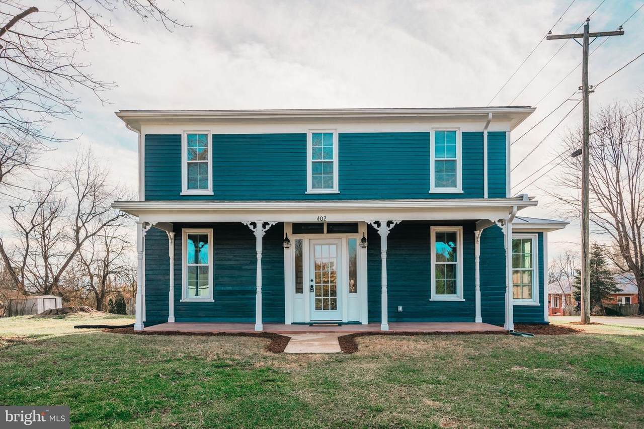 402 Luray Avenue - Photo 1