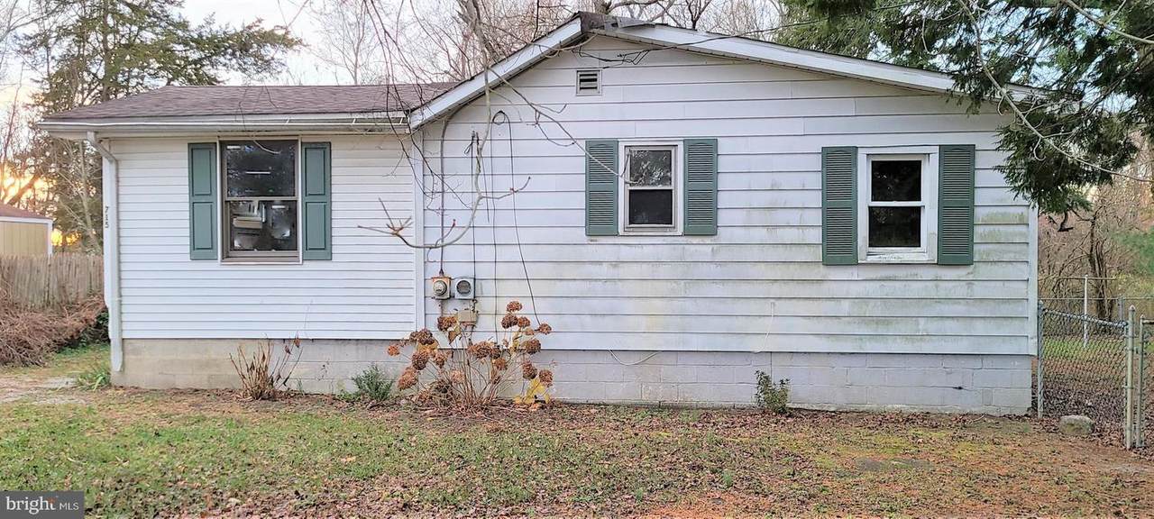 715 Lucas Lane - Photo 1