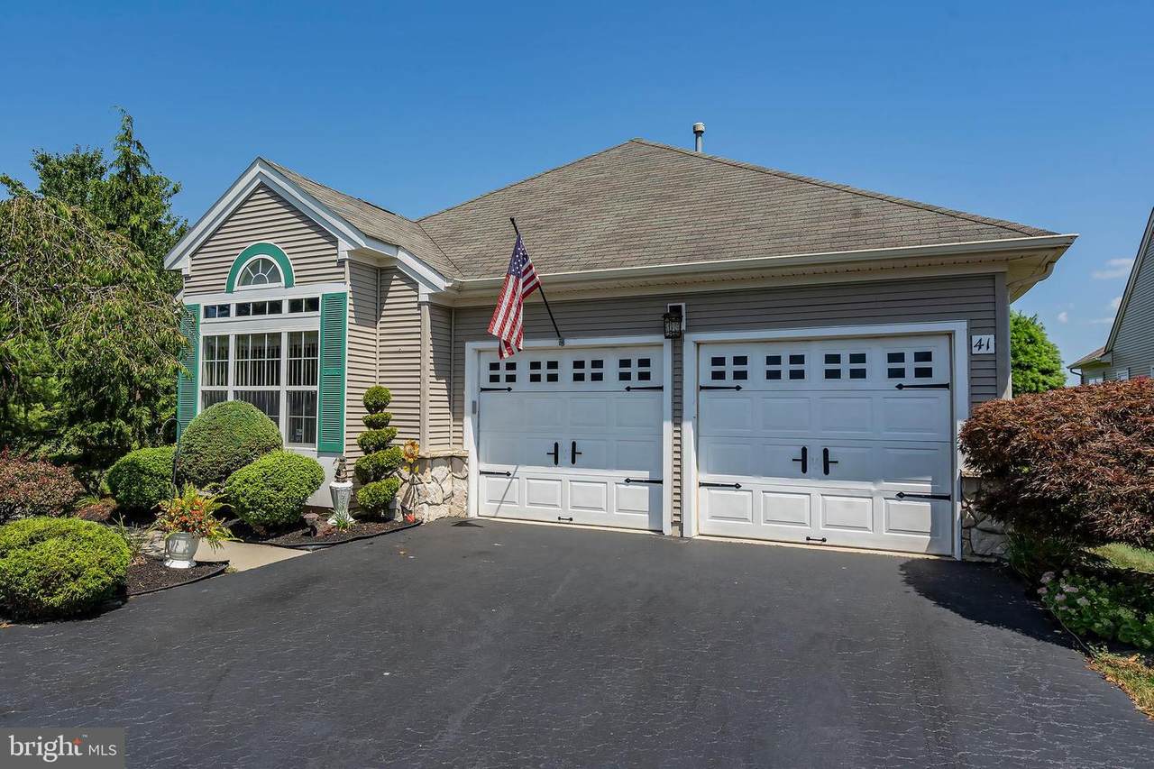 41 Dunrovin Court - Photo 1