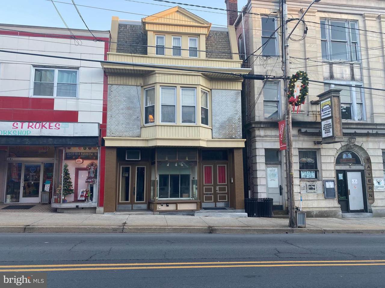 10 Main Street - Photo 1