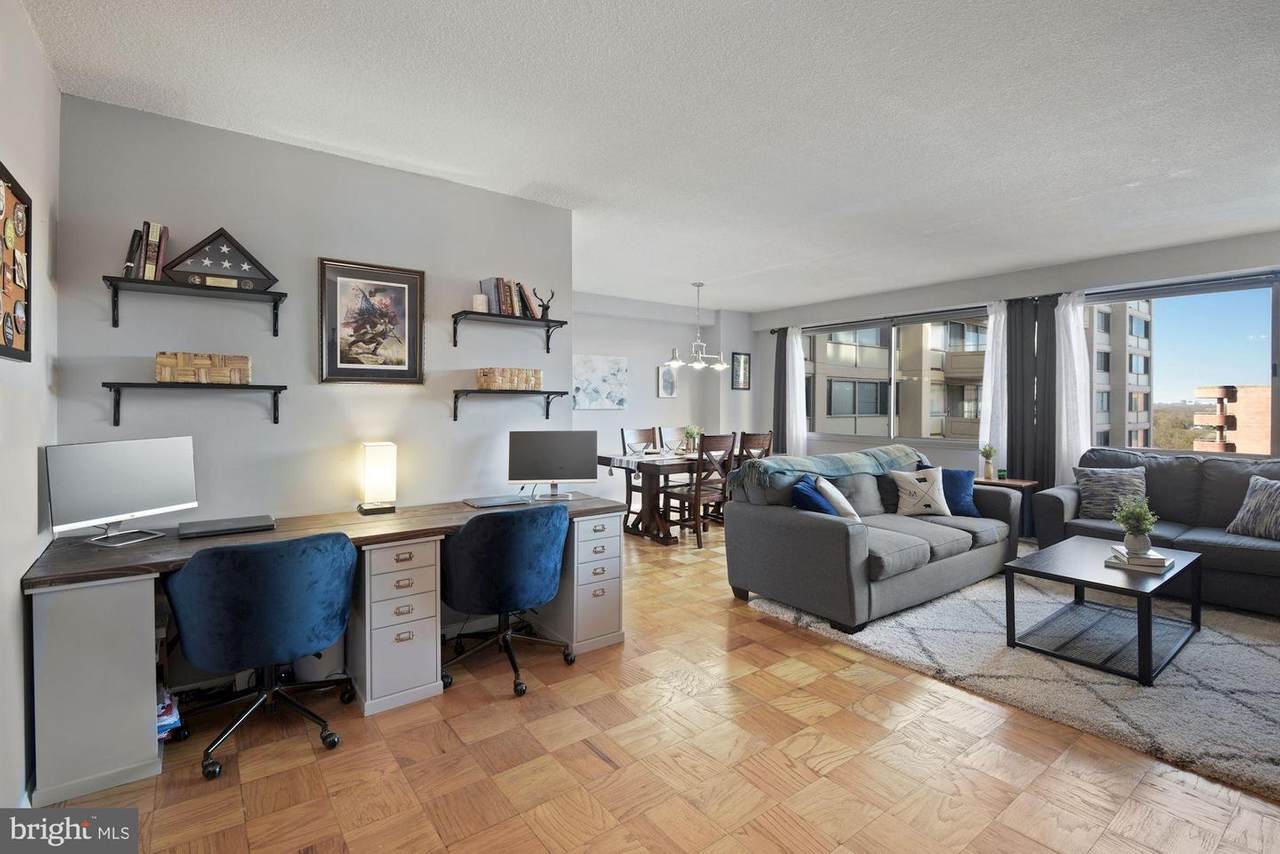 4515 Willard Avenue - Photo 1