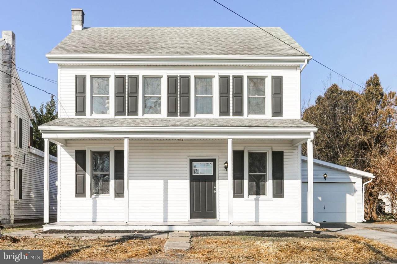 371 Lexington Road - Photo 1