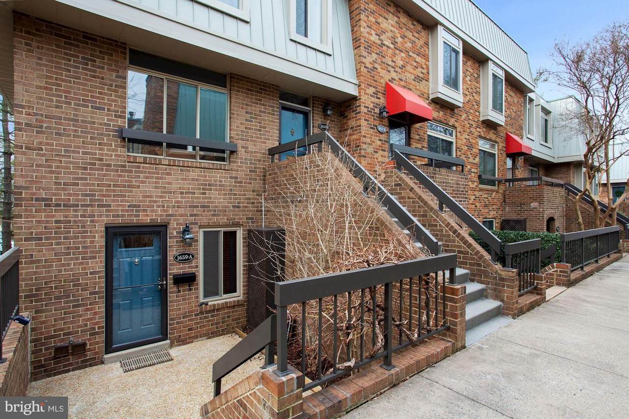 1659 Hayes Street - Photo 1