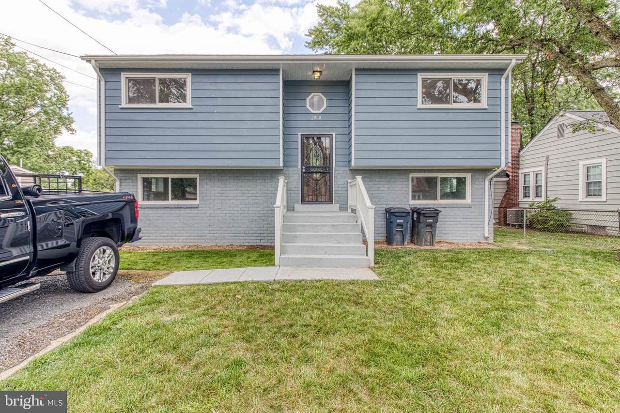 2808 Phelps Avenue - Photo 1
