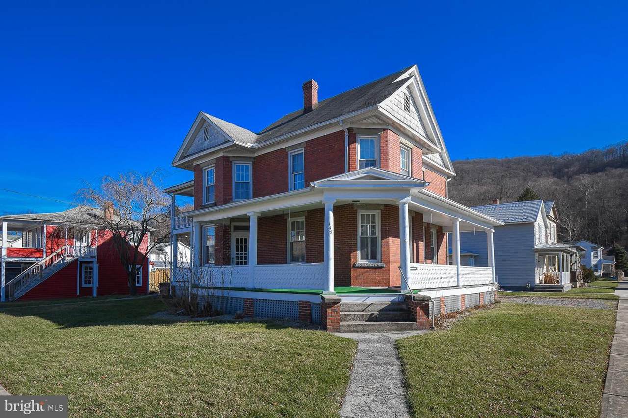 445 South Main - Photo 1