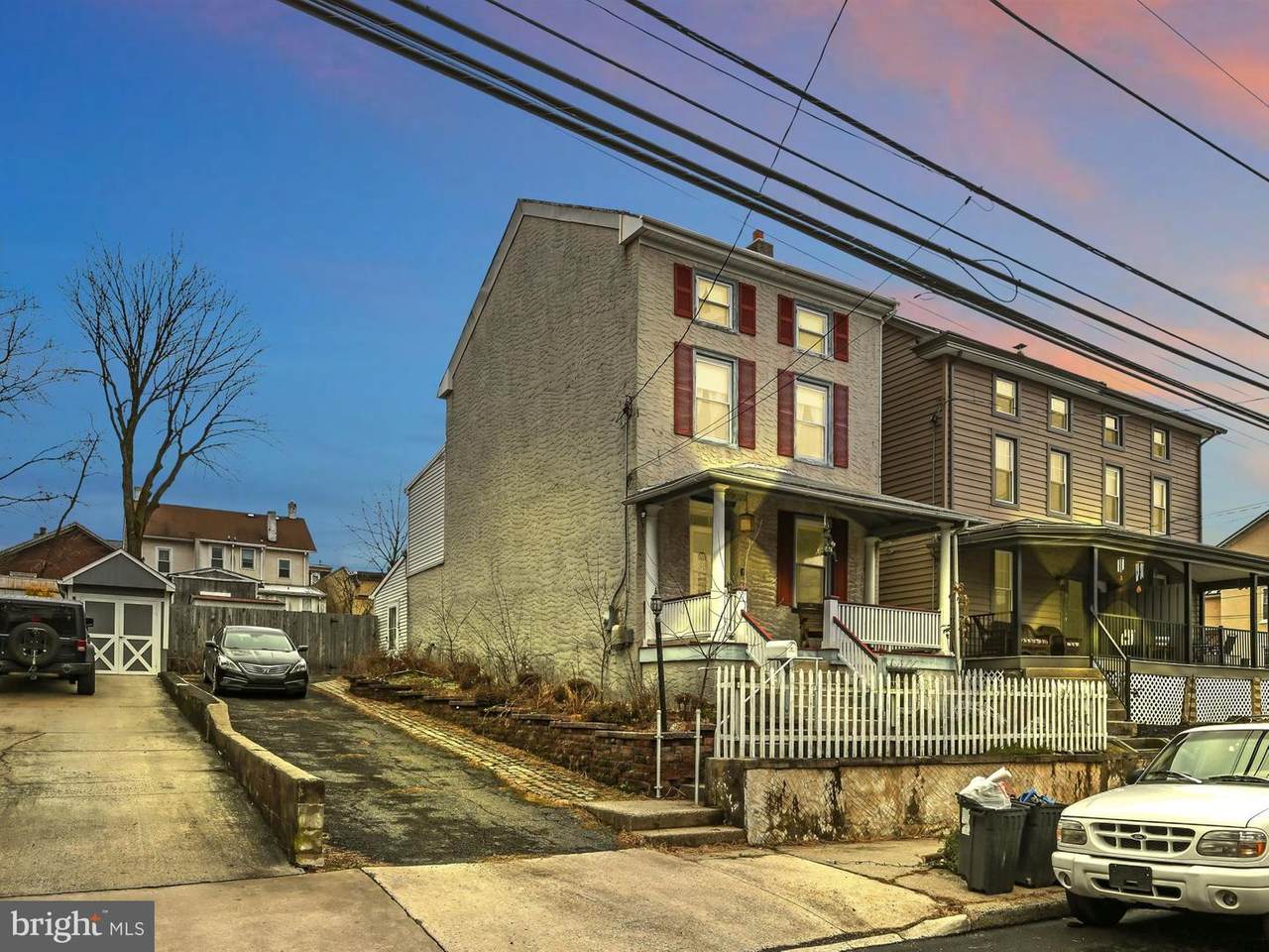 130 2ND Avenue - Photo 1