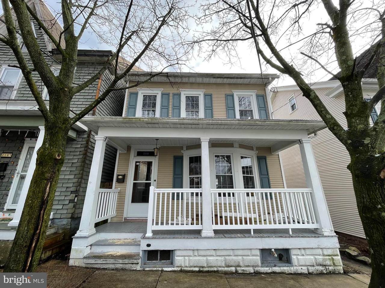 208 Wayne Street - Photo 1