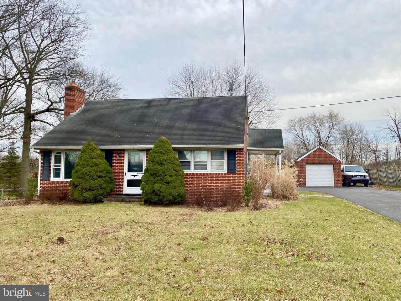 2798 Charlotte Street - Photo 1