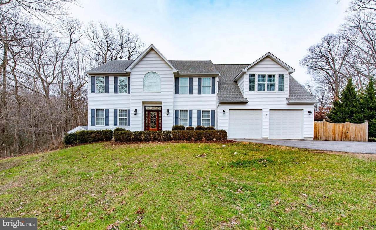 313 Charles Hall Drive - Photo 1