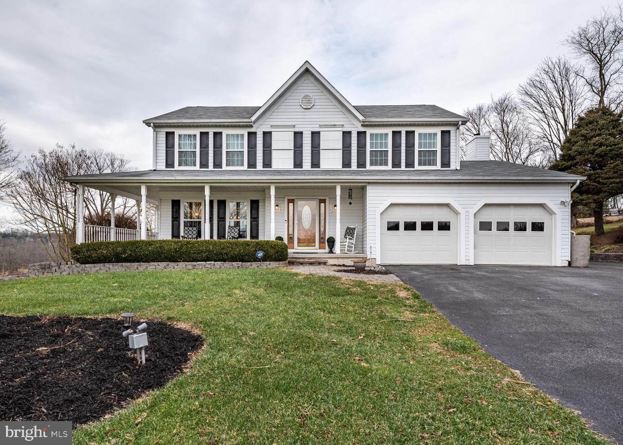 3202 Peddicoat Court - Photo 1