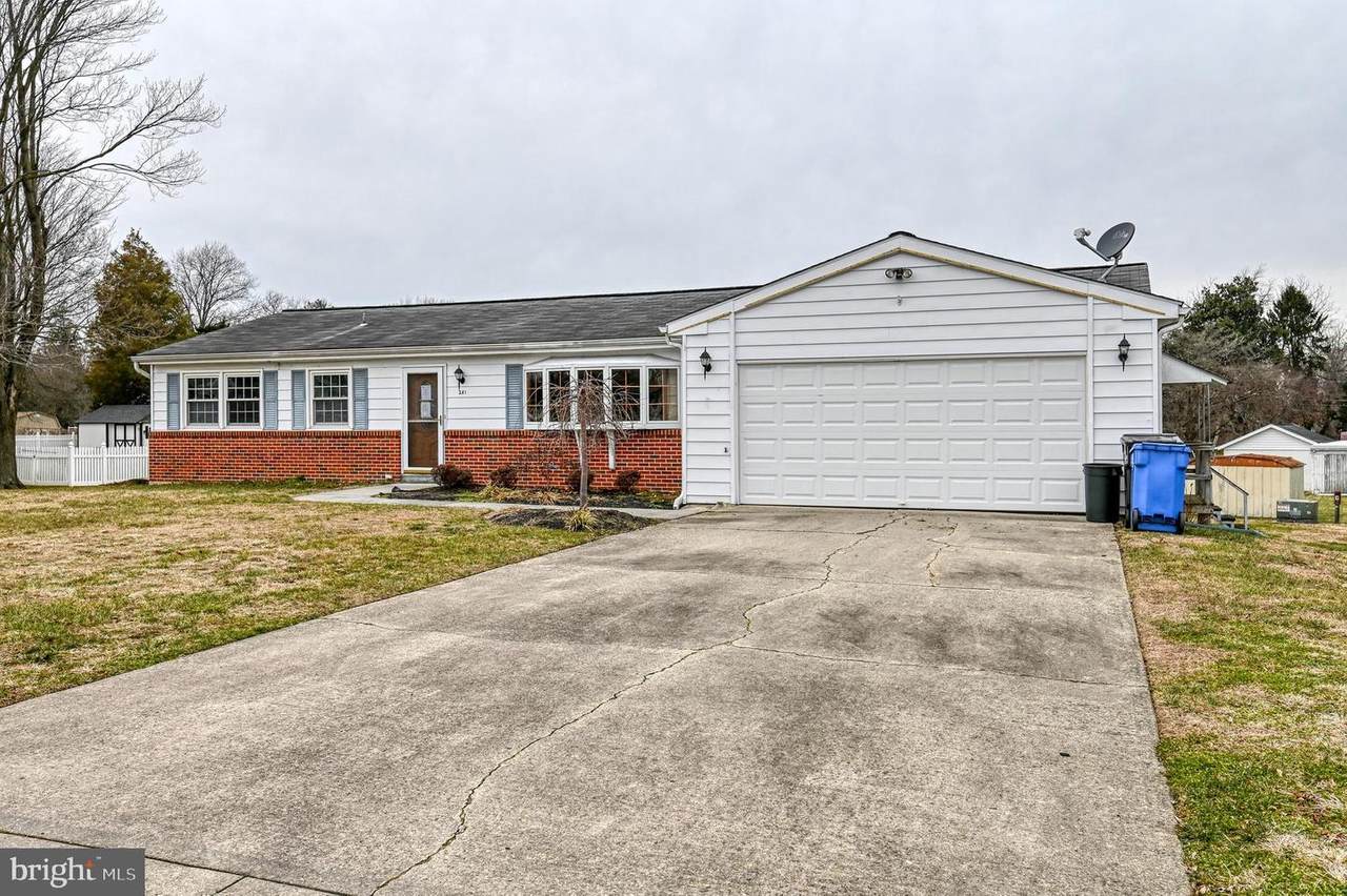 281 Green Terrace - Photo 1