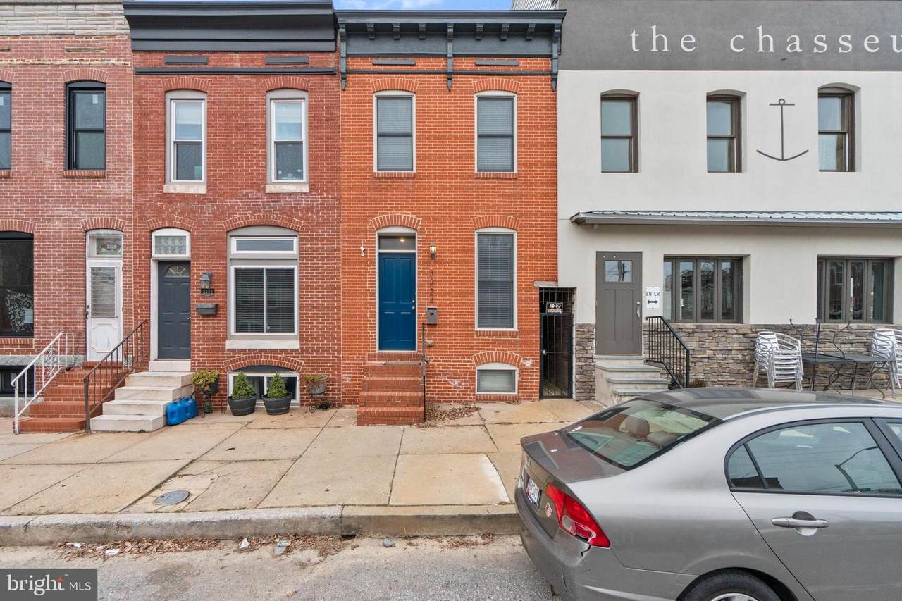 3324 Foster Avenue - Photo 1