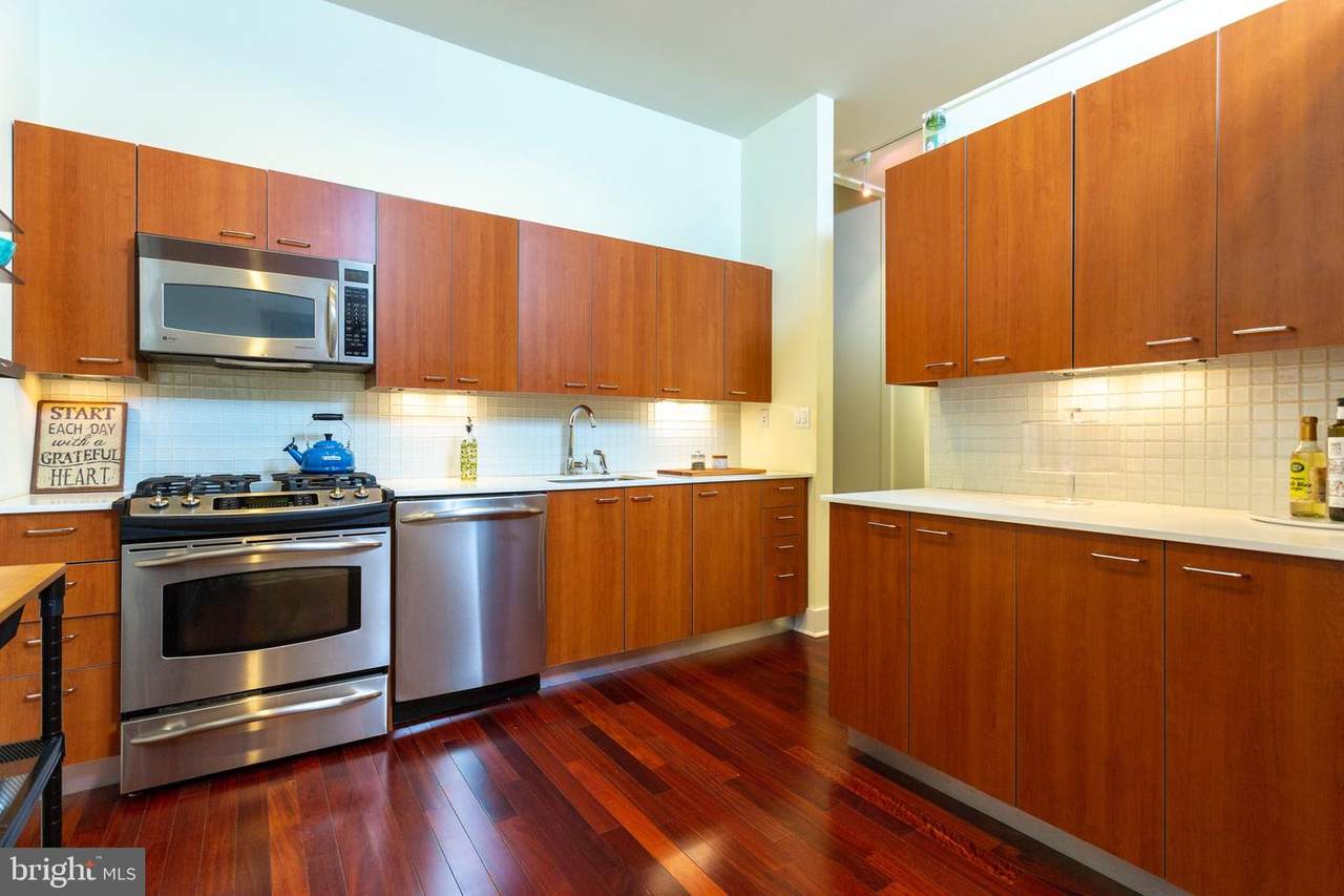 1101 Locust Street - Photo 1