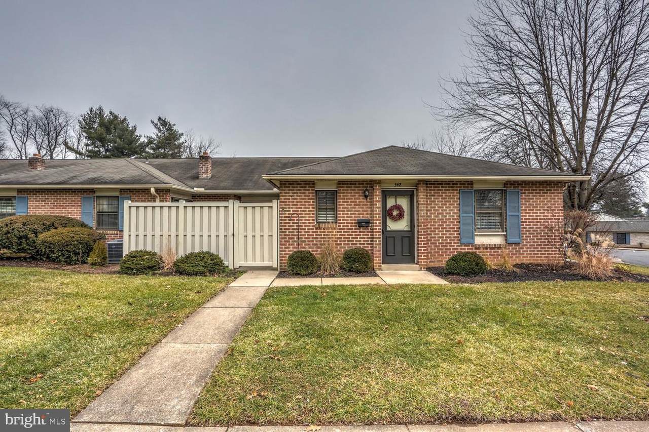 342 Valleybrook Drive - Photo 1