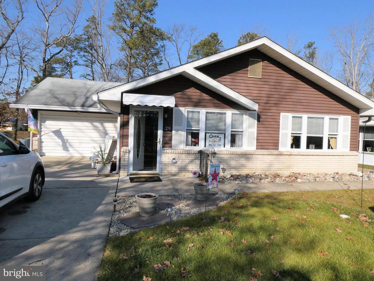 29 Poplar Avenue - Photo 1
