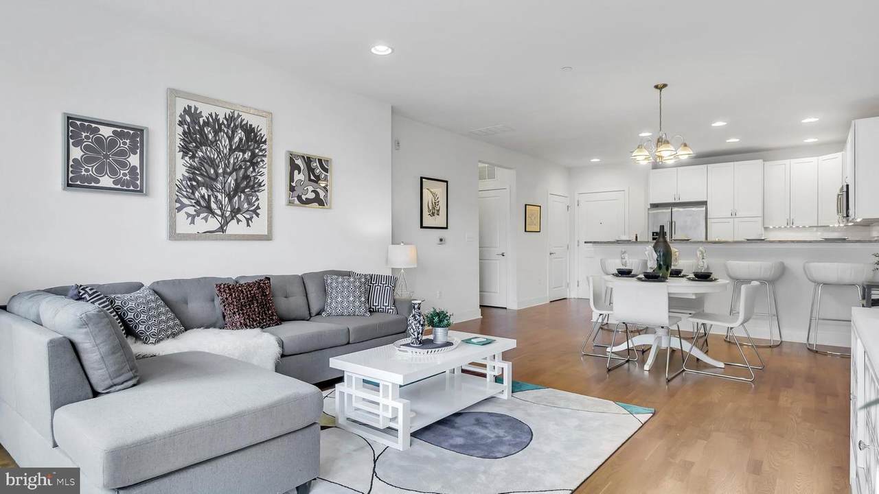 600 24TH Street - Photo 1
